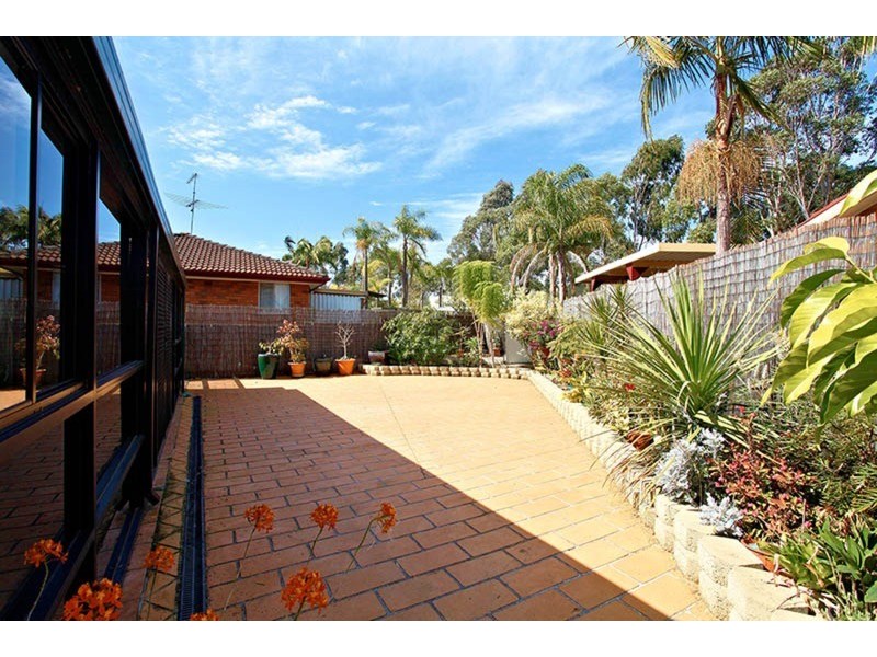2 Jarrah   Avenue, Prestons NSW 2170