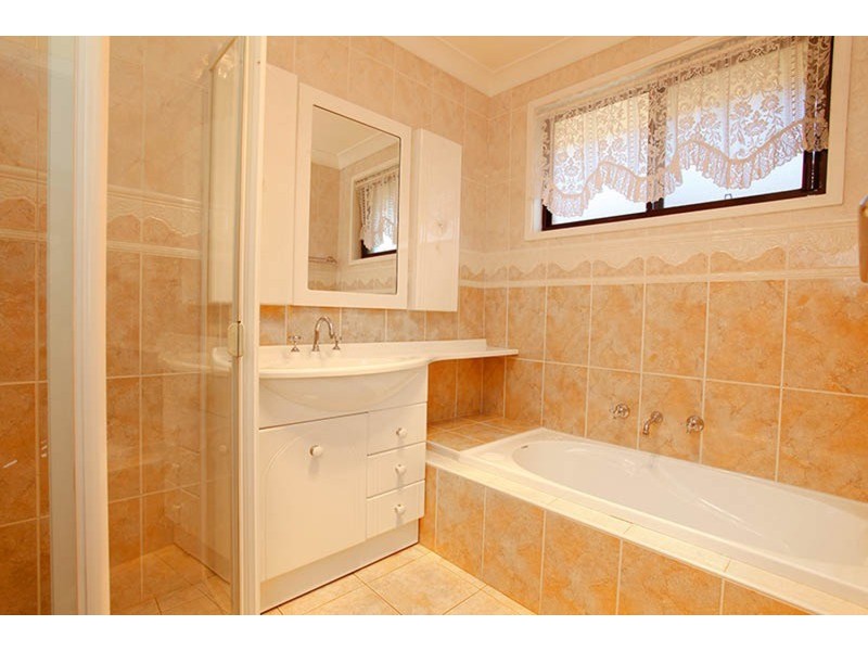 26 Brigalow Avenue, Casula NSW 2170