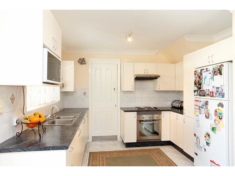 4/10-12 Webster  Road, Lurnea NSW 2170