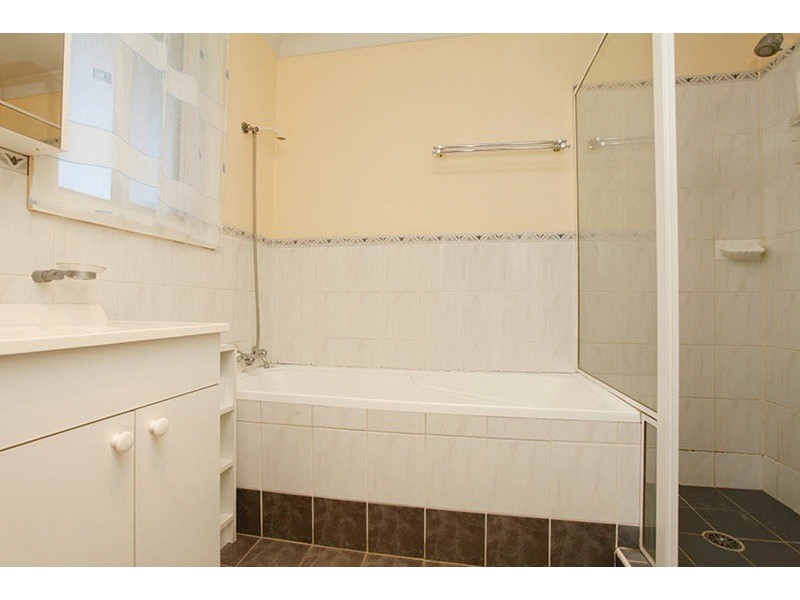 4/10-12 Webster  Road, Lurnea NSW 2170