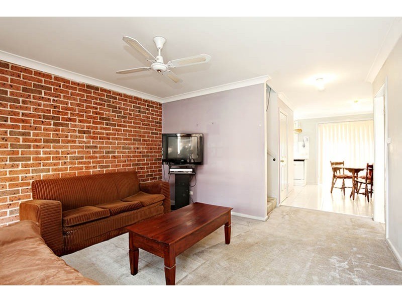 11/13-15 Carnation Avenue, Casula NSW 2170