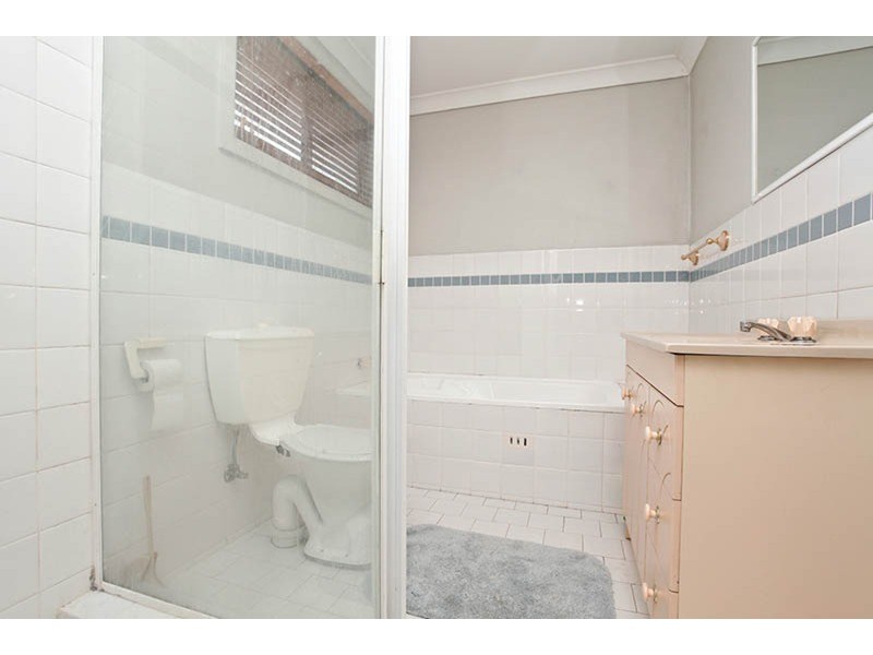 11/13-15 Carnation Avenue, Casula NSW 2170