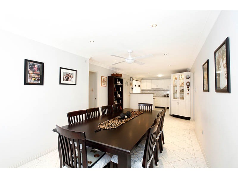 11 Acacia Avenue, Prestons NSW 2170