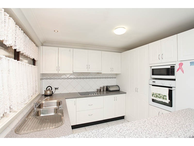 11 Acacia Avenue, Prestons NSW 2170