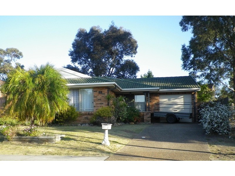 9 Conroy Road, Wattle Grove NSW 2173