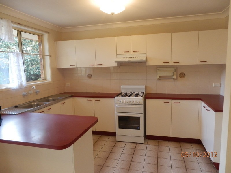 9 Conroy Road, Wattle Grove NSW 2173