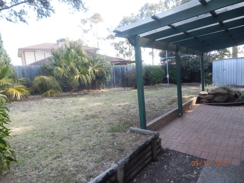 9 Conroy Road, Wattle Grove NSW 2173