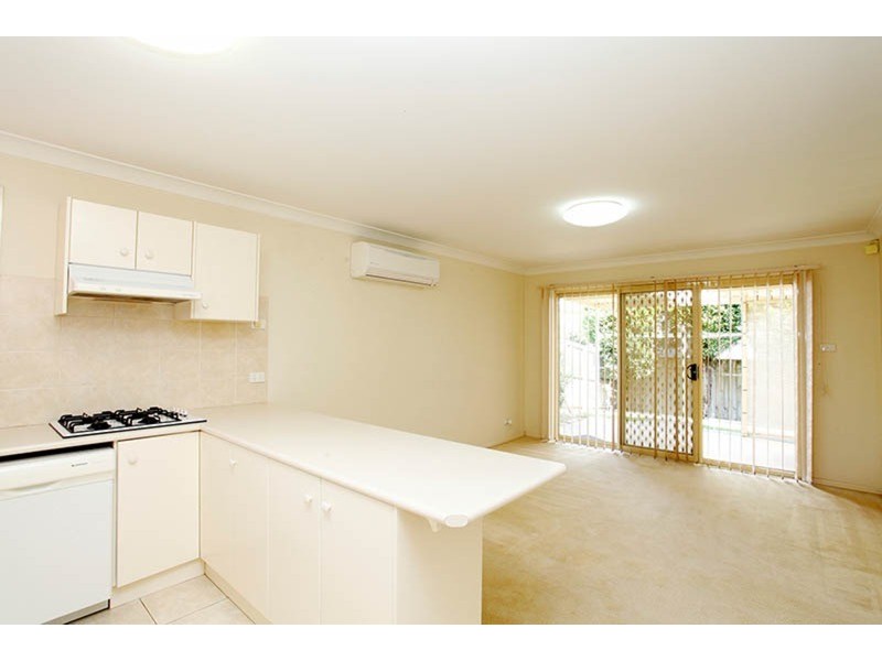 18 Foxgrove Avenue, Casula NSW 2170