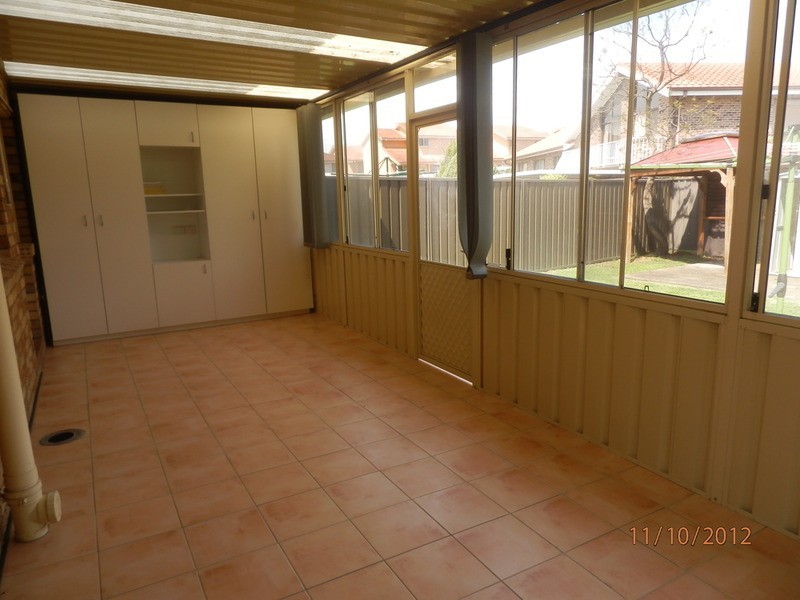 18B Tulloch  Close, Casula NSW 2170