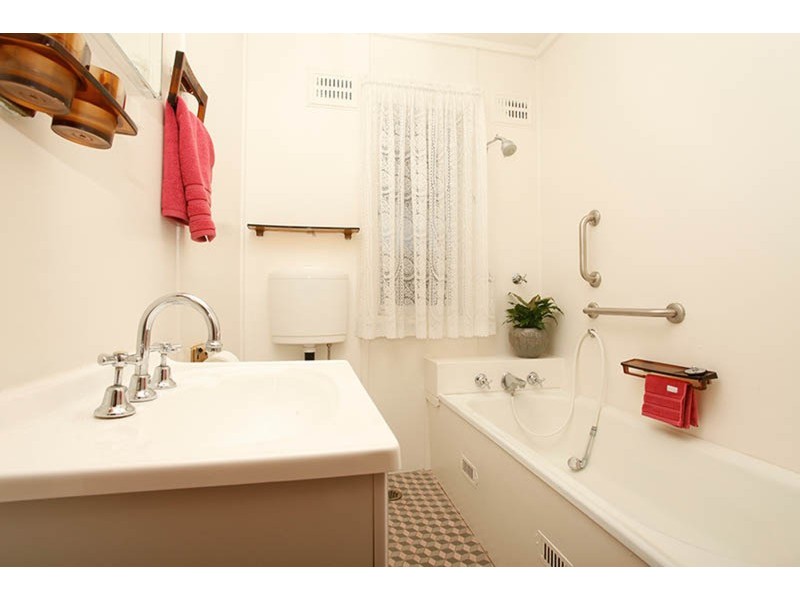 61 Maxwells Avenue, Ashcroft NSW 2168