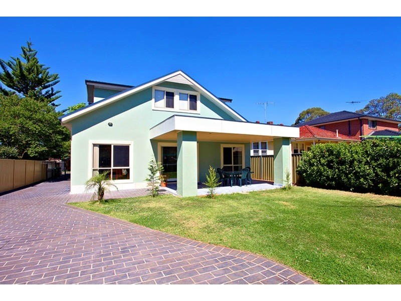 21 Canberra Avenue, Casula NSW 2170