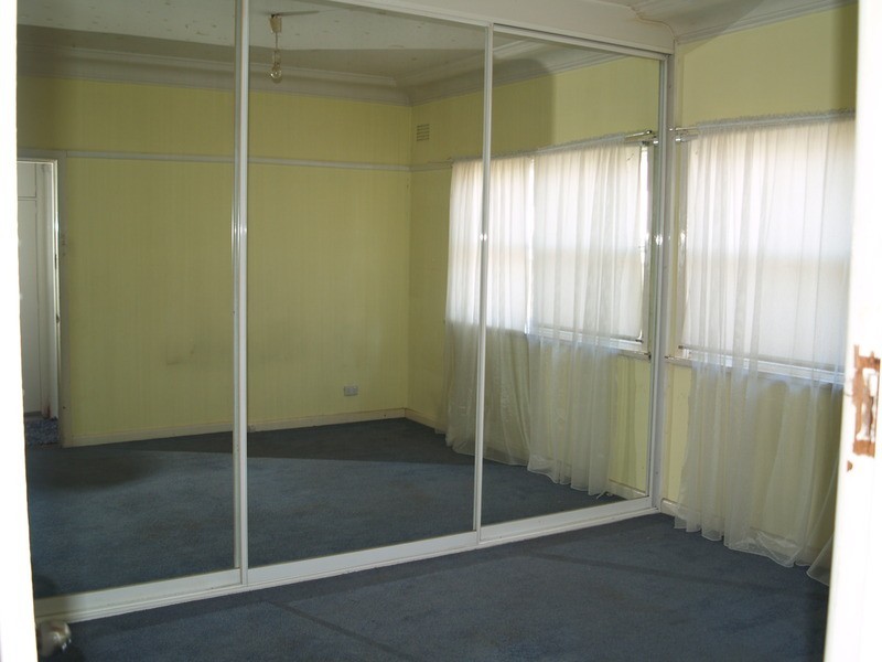 5 Grove Street, Casula NSW 2170