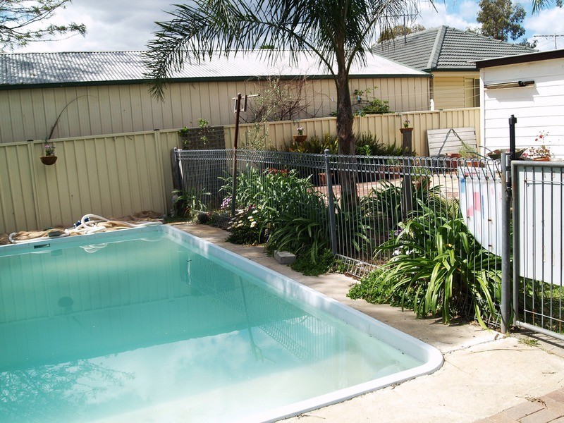 11 Ida  Avenue, Lurnea NSW 2170