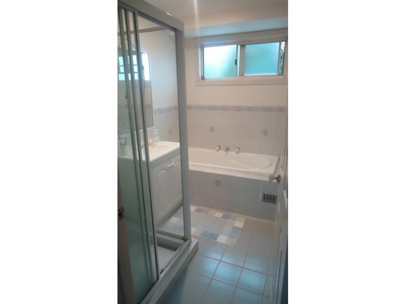 9/9 Doomben Close, Casula NSW 2170