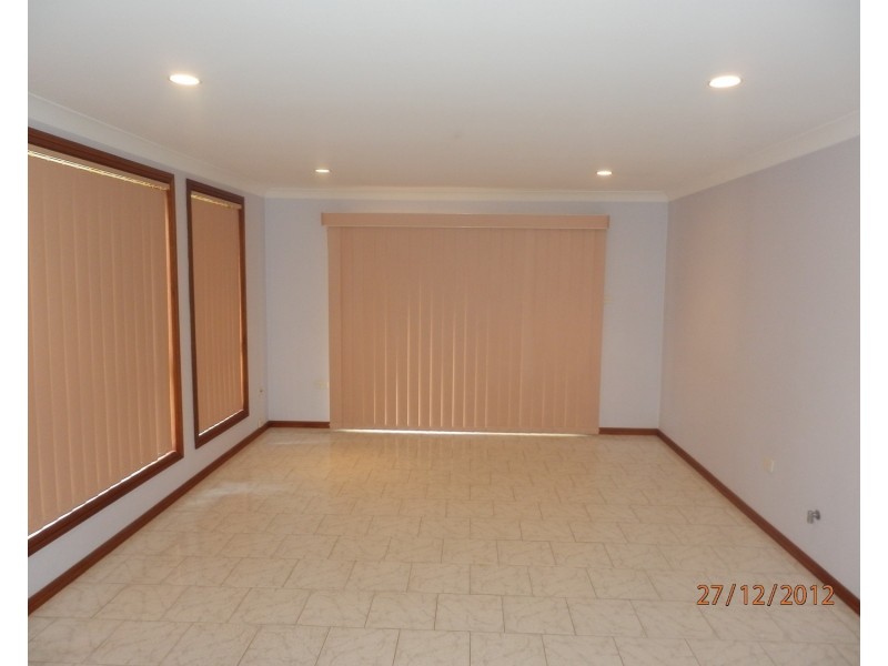 9B Keneally Way, Casula NSW 2170