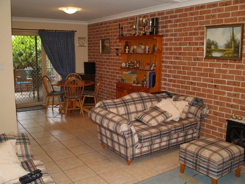 2/24 Gunsynd Avenue, Casula NSW 2170