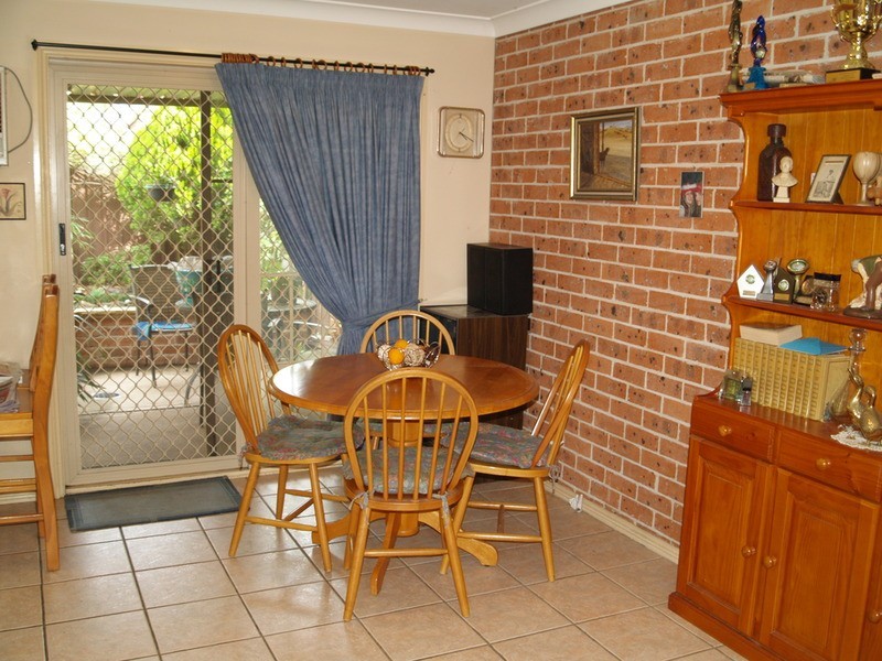 2/24 Gunsynd Avenue, Casula NSW 2170