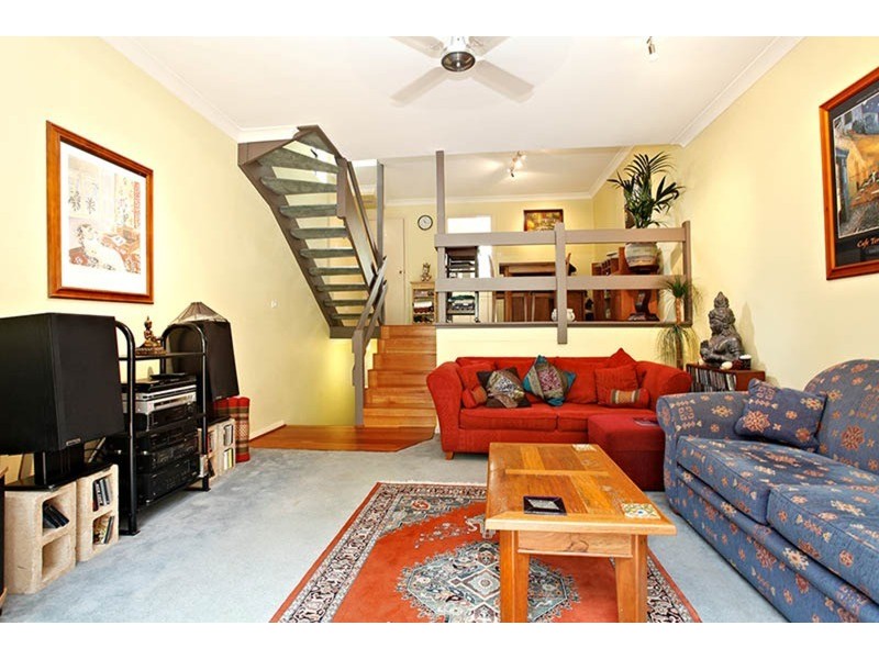 27/4 Ernest Avenue, Chipping Norton NSW 2170