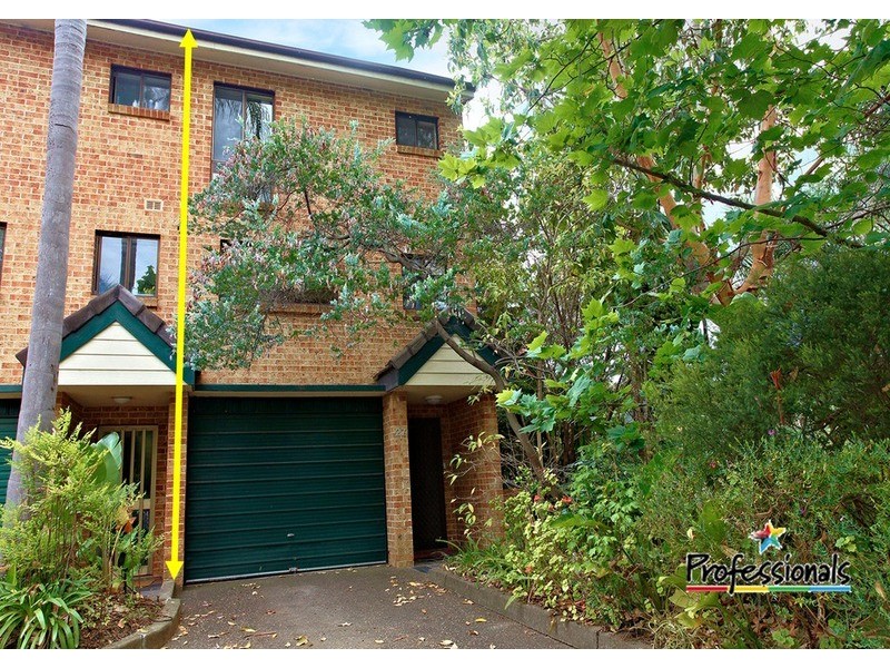 27/4 Ernest Avenue, Chipping Norton NSW 2170