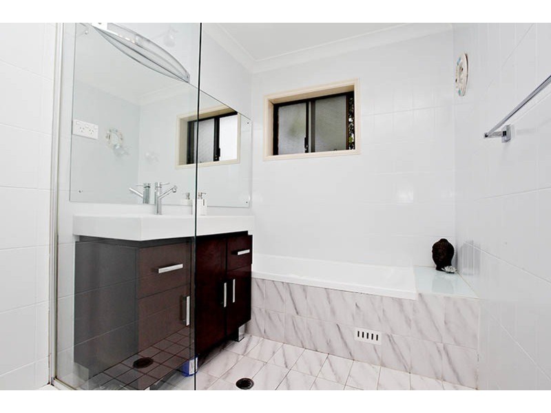 27/4 Ernest Avenue, Chipping Norton NSW 2170