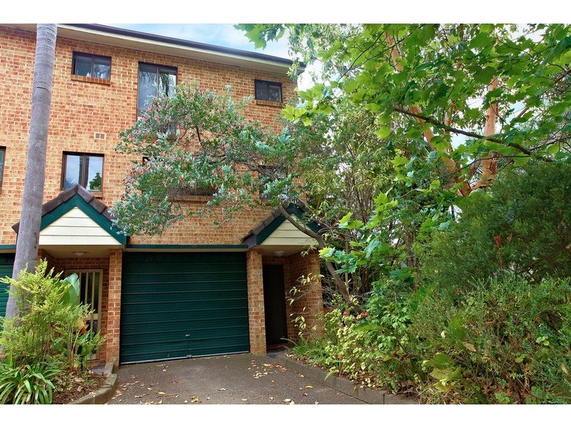 27/4 Ernest Avenue, Chipping Norton NSW 2170