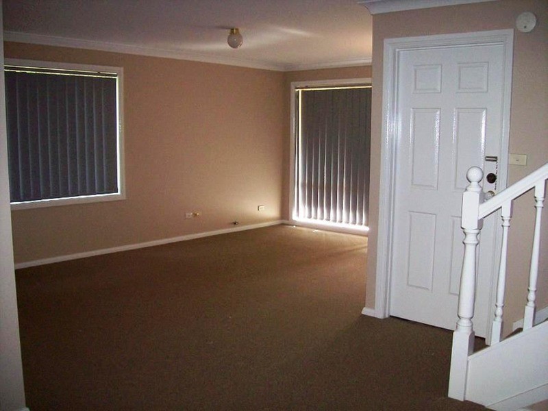 16B Niland Way, Casula NSW 2170