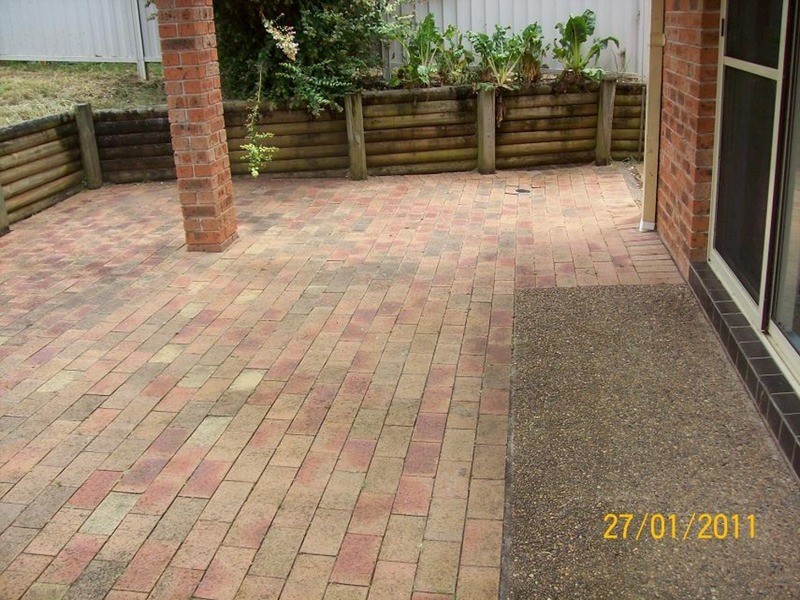 16B Niland Way, Casula NSW 2170