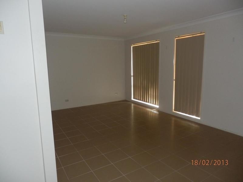 7 Magnolia Close, Casula NSW 2170