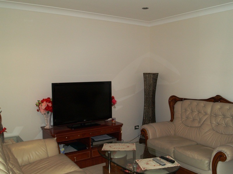 2/4-6 Blackwood Avenue, Casula NSW 2170