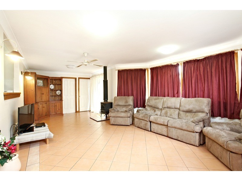 29 Jacaranda Crescent, Casula NSW 2170