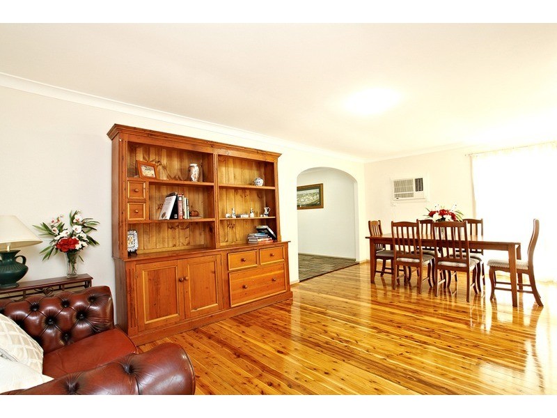 29 Jacaranda Crescent, Casula NSW 2170