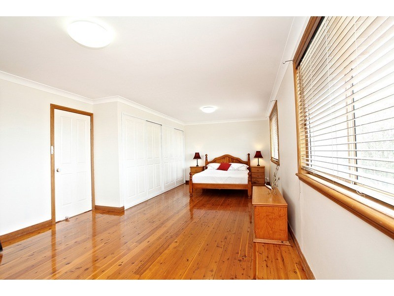 29 Jacaranda Crescent, Casula NSW 2170