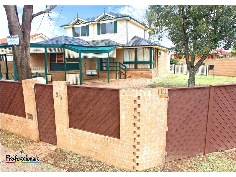 29 Jacaranda Crescent, Casula NSW 2170