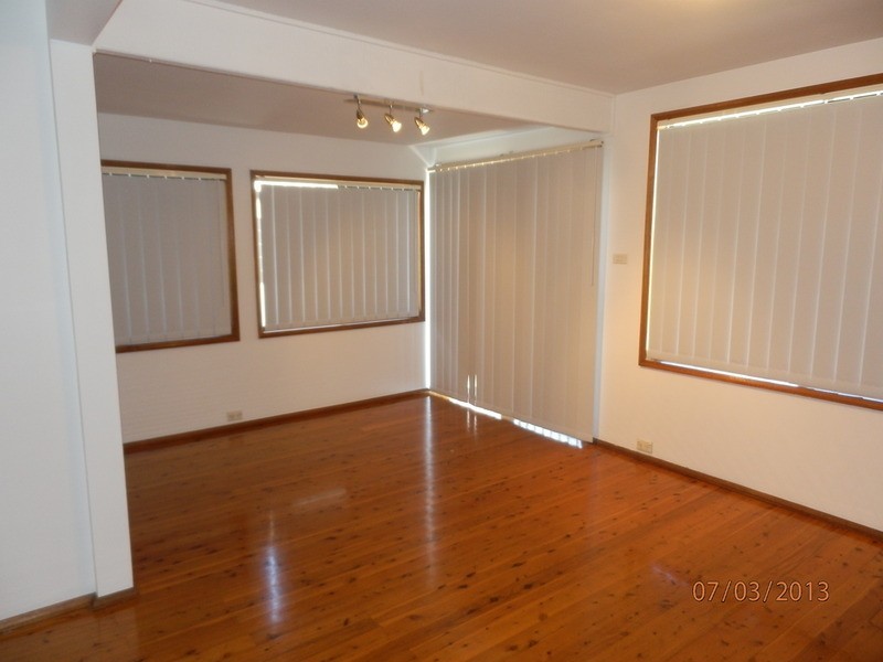 36 Amalfi Street, Lurnea NSW 2170