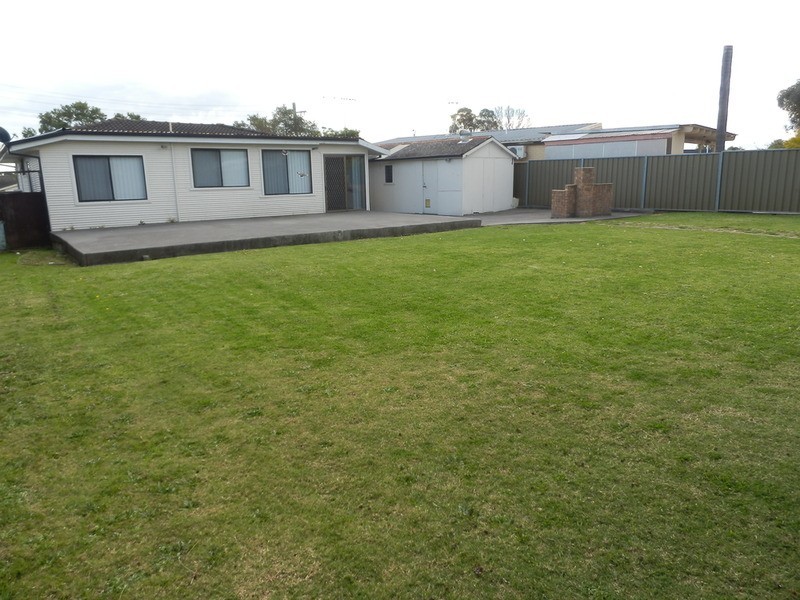 36 Amalfi Street, Lurnea NSW 2170