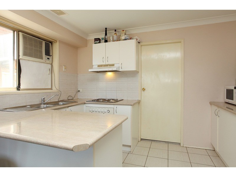 2 Plukavec Circuit, Prestons NSW 2170