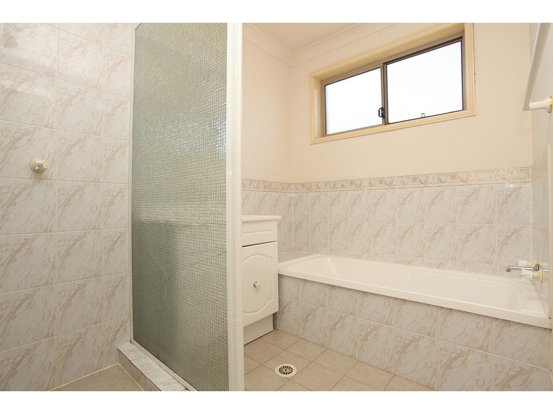 2 Plukavec Circuit, Prestons NSW 2170