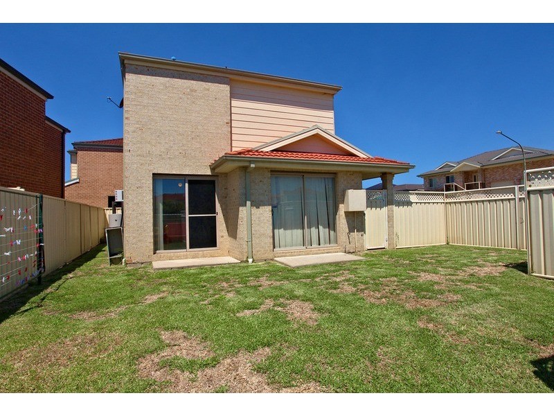 2 Plukavec Circuit, Prestons NSW 2170