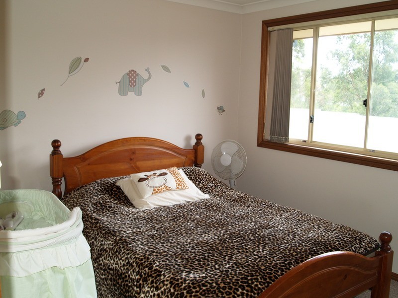 2/10-12 Doomben Close, Casula NSW 2170