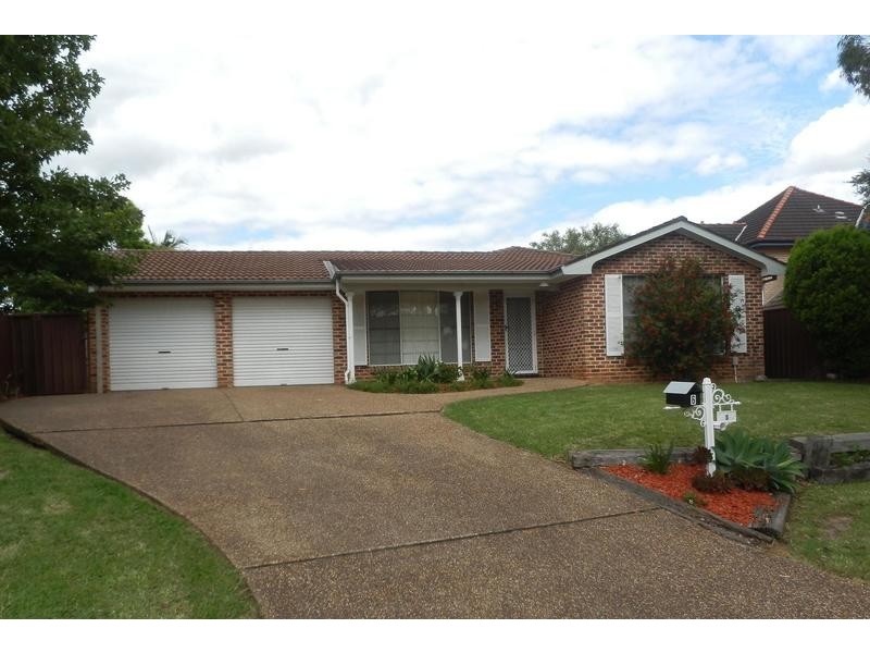 6 Carbine Close, Casula NSW 2170