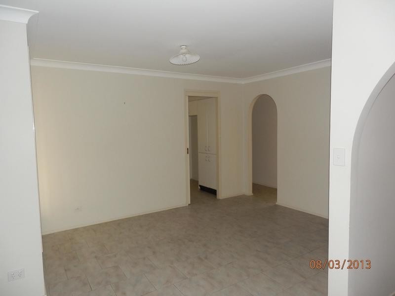 6 Carbine Close, Casula NSW 2170