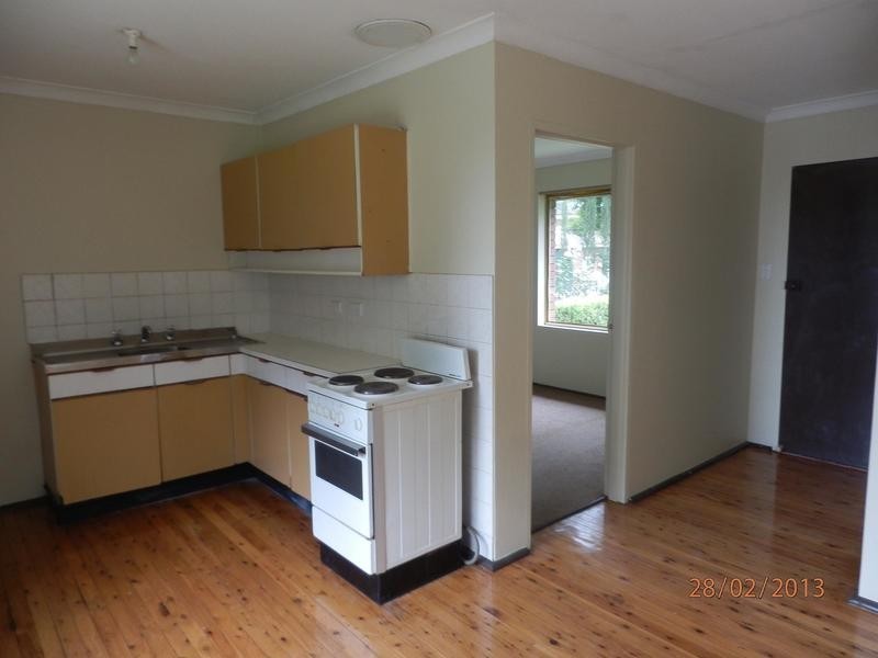 1/8A Dunmore Crescent, Casula NSW 2170