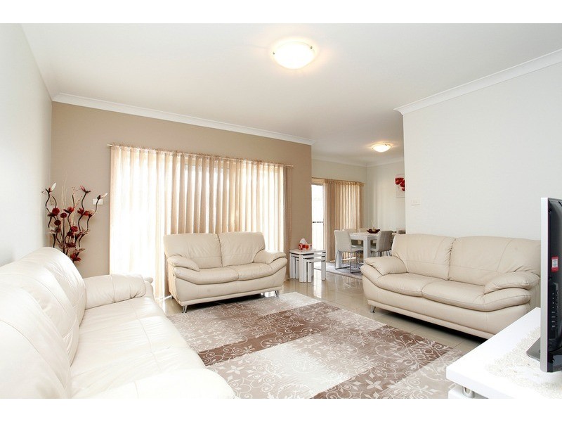 11/14-16 Yerona Street, Prestons NSW 2170