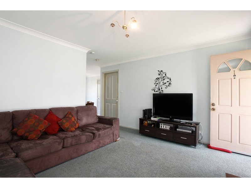 1/13-15 Carnation Avenue, Casula NSW 2170