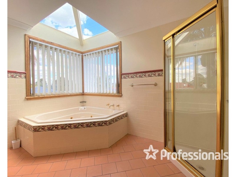 29 Jacaranda Crescent, Casula NSW 2170