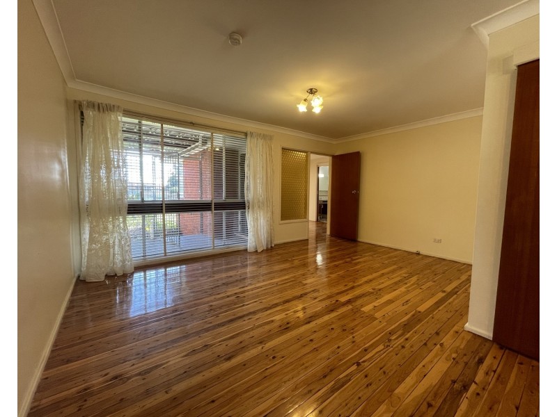 16 Gibson Avenue, Casula NSW 2170