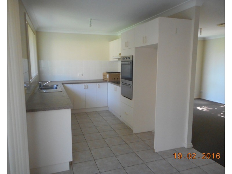 1/1 Yarra Place, Prestons NSW 2170