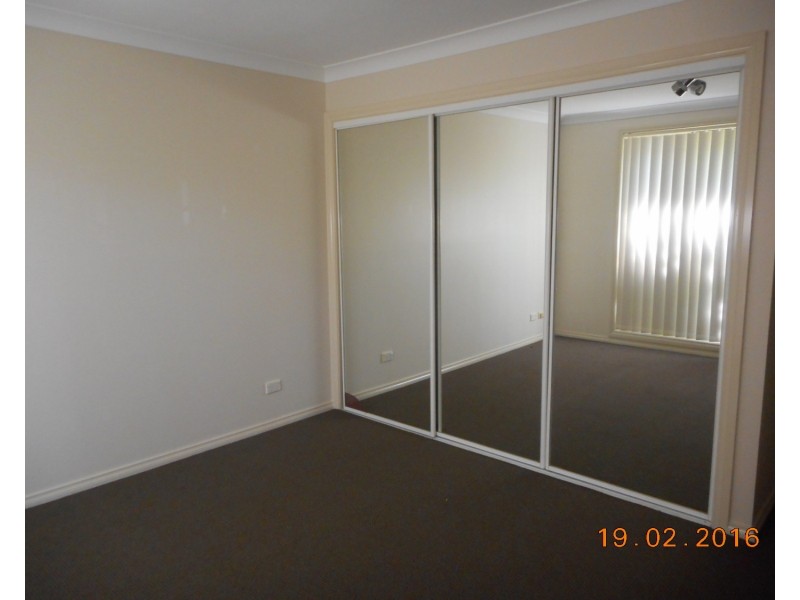 1/1 Yarra Place, Prestons NSW 2170