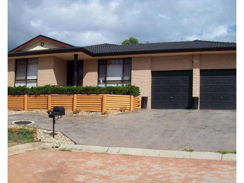 10 Lindsay Street, Casula NSW 2170