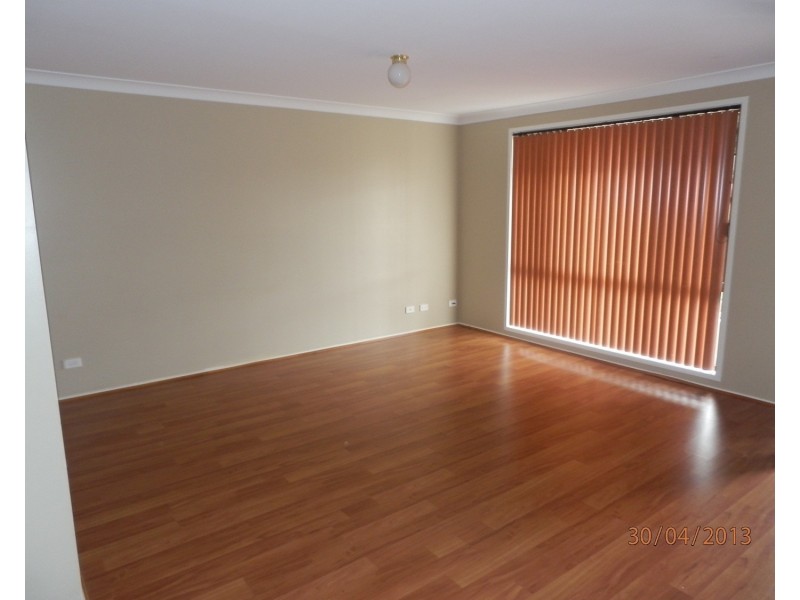 10 Lindsay Street, Casula NSW 2170